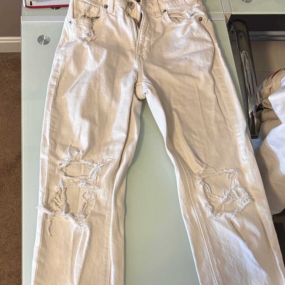 American Eagle Outfitters White Distressed Jeans
